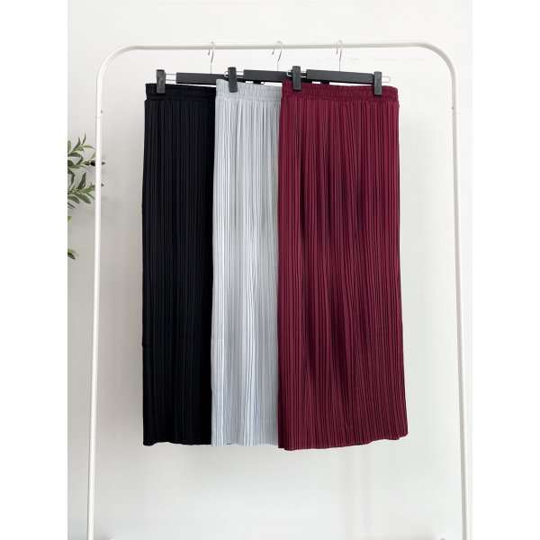 Jeha Pleated Skirt